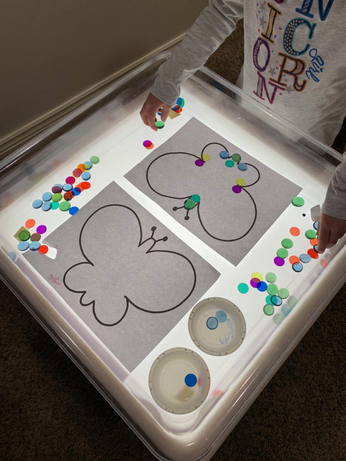 light-table-for-kids-fantastic-ways-to-use-it