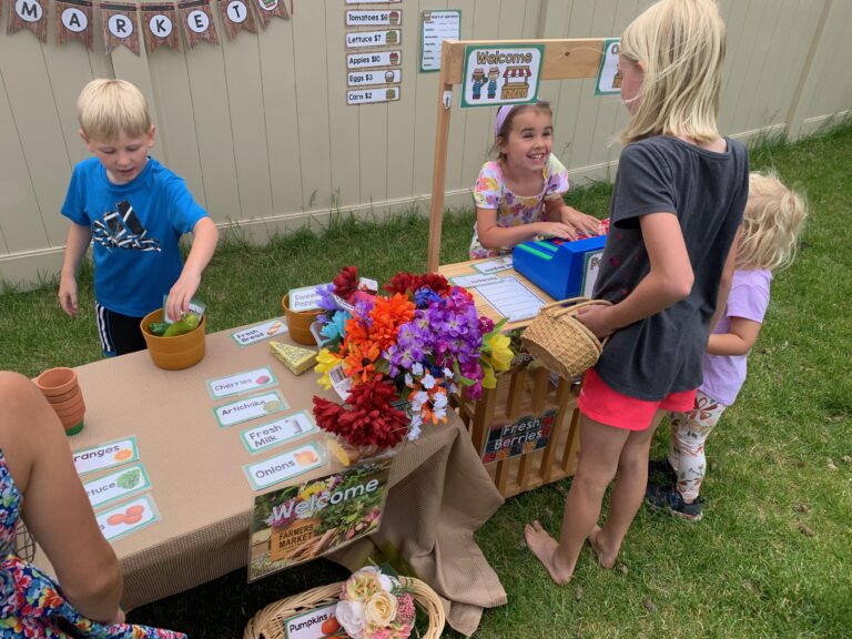 creating-a-farmers-market-dramatic-play-corner-in-your-classroom-xiao